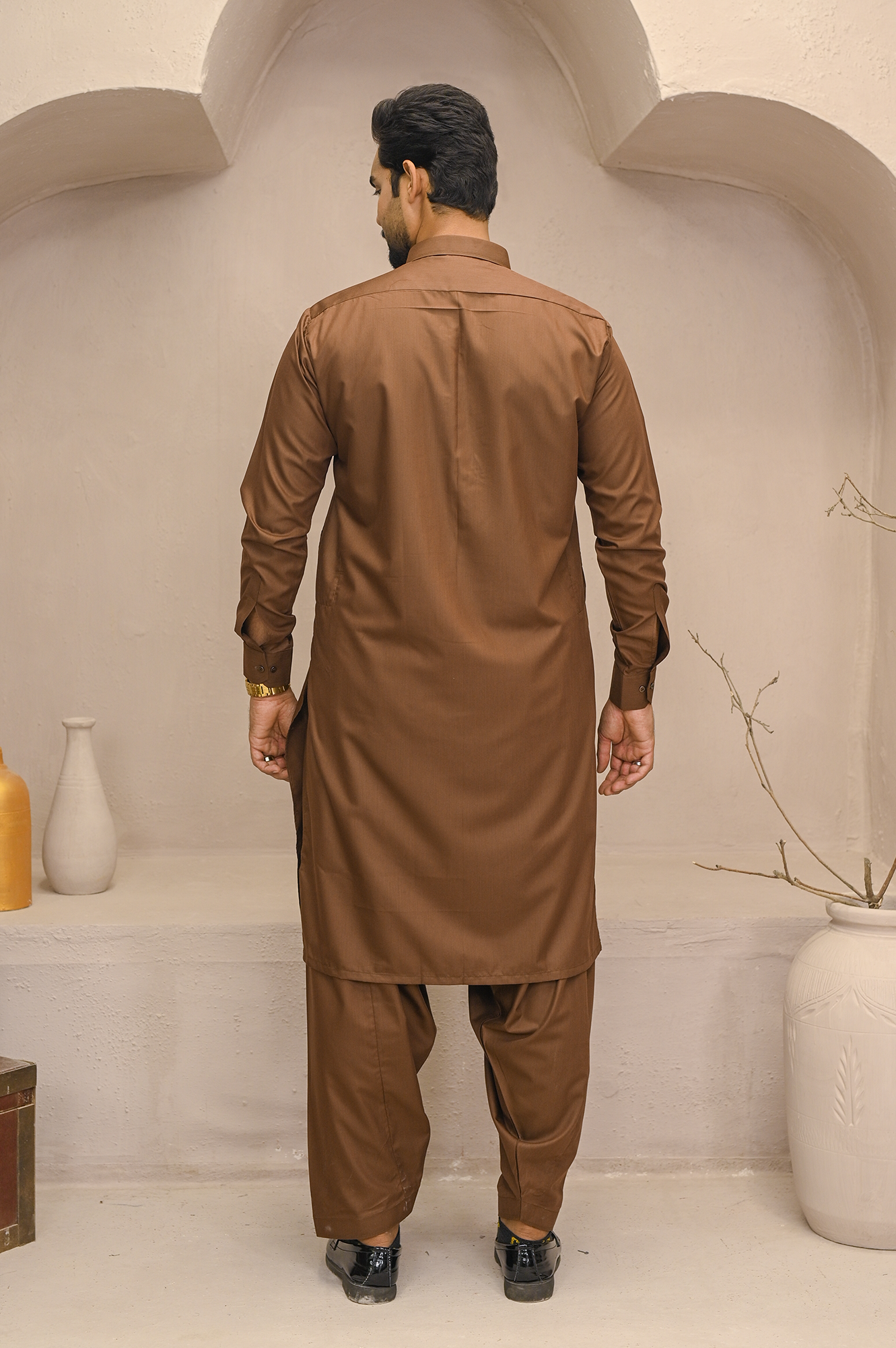 L.A Finish Wash & Wear Brown - Dinar