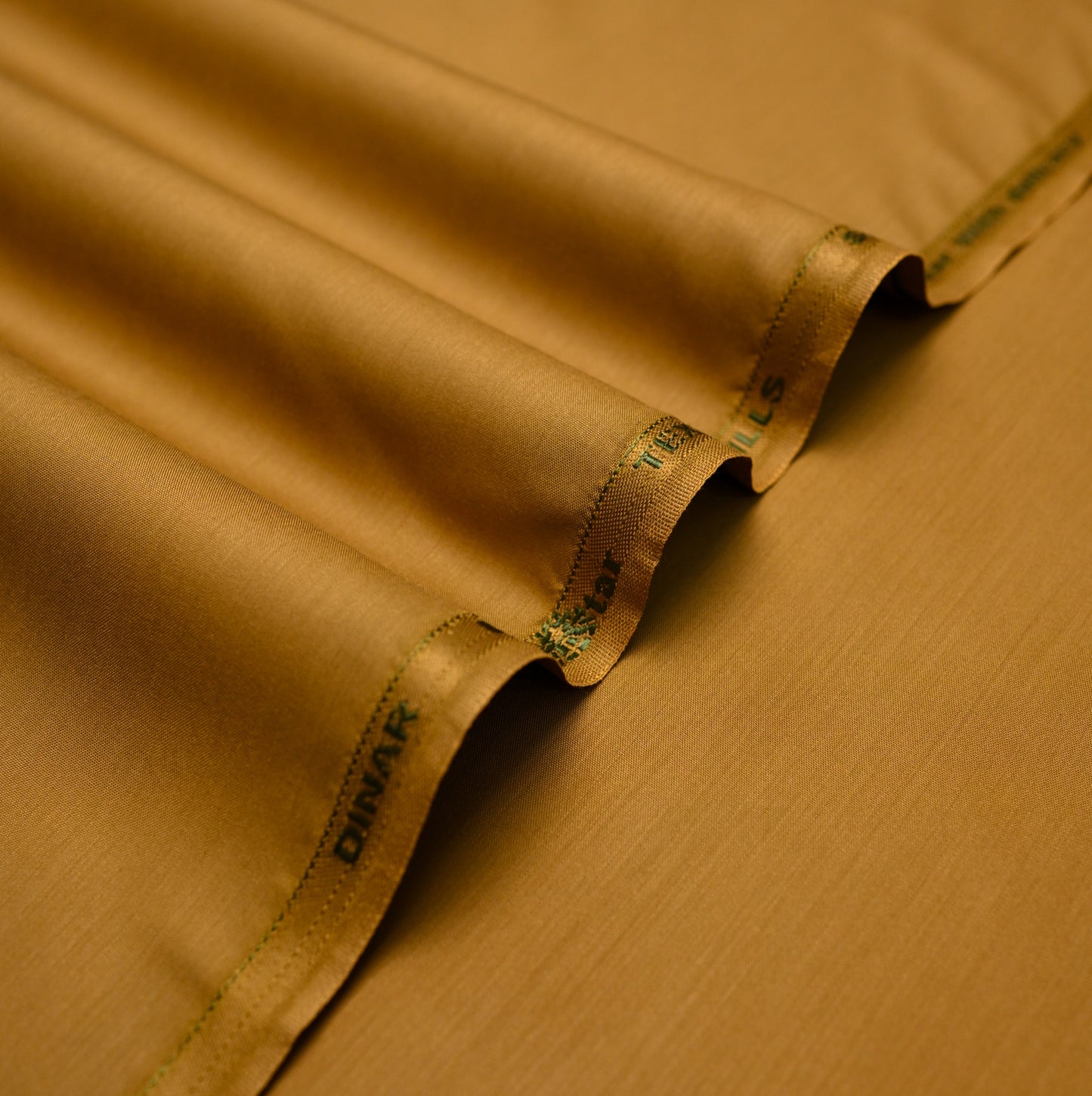 L.A Finish Wash & Wear Golden - Dinar